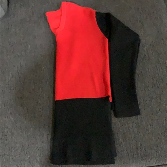 *SOLD* Vince Camuto V-Neck Sweater💙 - Picture 5 of 6